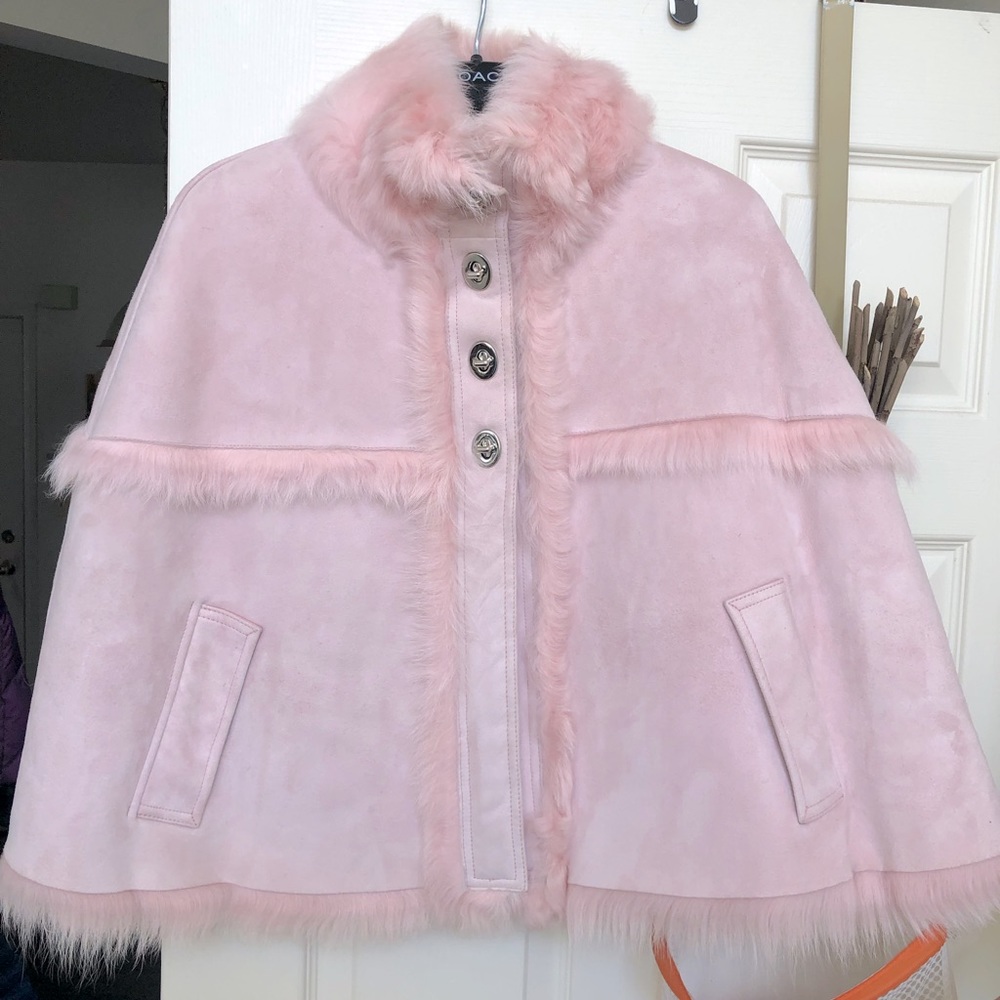 ✨Coach✨Shearing Poncho